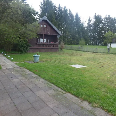 Шале Serene Chalet In Honningen Eifel With Garden In The Lap Of Nature Хелленталь