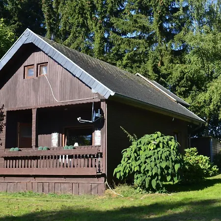 Serene Chalet In Honningen Eifel With Garden In The Lap Of Nature Хелленталь