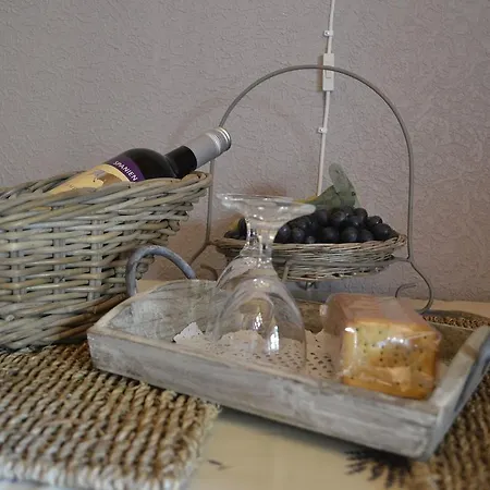 Serene Chalet In Honningen Eifel With Garden In The Lap Of Nature * Хелленталь