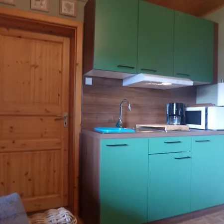 Шале Serene Chalet In Honningen Eifel With Garden In The Lap Of Nature Хелленталь